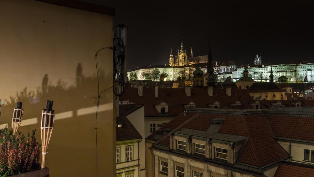 Amazing Charles Bridge Apartment Prague Chambre photo