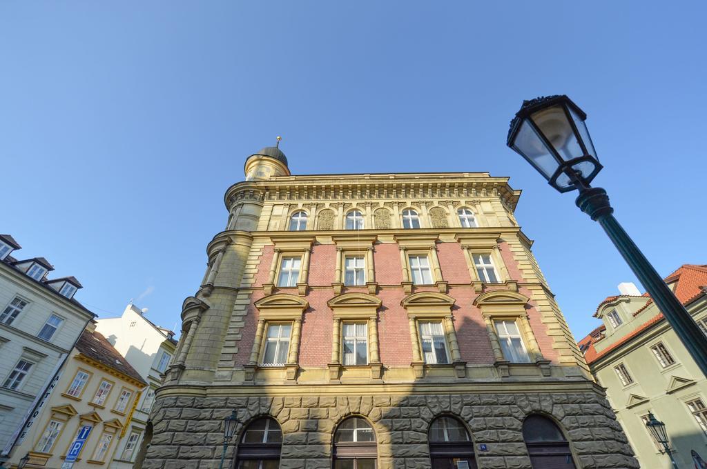 Amazing Charles Bridge Apartment Prague Extérieur photo